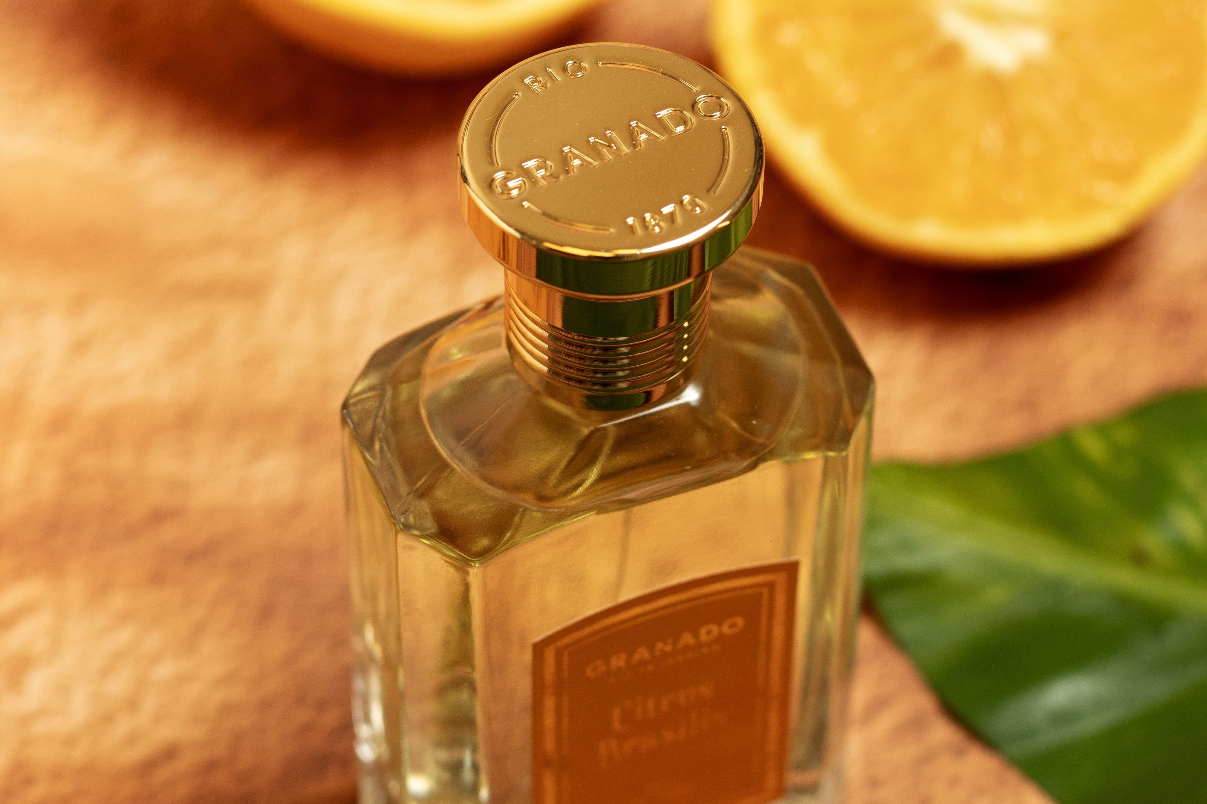 Elegância e inovação: conheça as novas tampas dos perfumes Granado