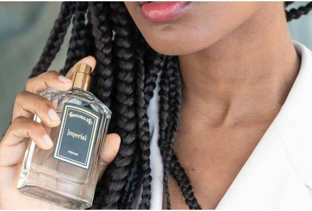 Entenda o que é aldeído e qual é a ação dele no perfume